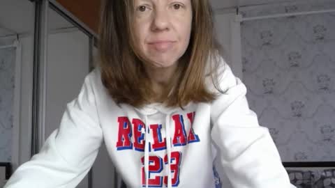 Snapshot of allexandraxxx chatting on 10/25/25, 11:40 allexandraxxx online show from 10/25/25, 11:40