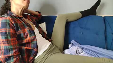 wishlist on bio online show from 12/16/25, 04:39