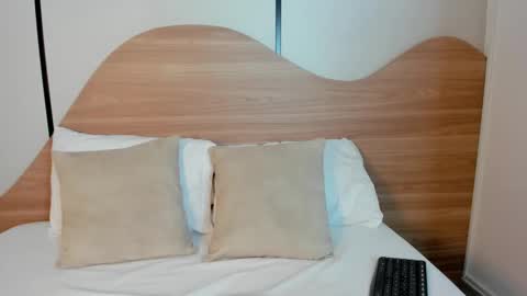 A L L I E online show from 09/14/25, 03:05