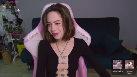 Snapshot of allie_hazie chatting on 01/04/25, 12:48 alice online show from 01/04/25, 12:48