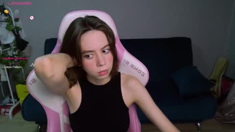 Snapshot of allie_hazie chatting on 01/15/25, 11:08 alice online show from 01/15/25, 11:08