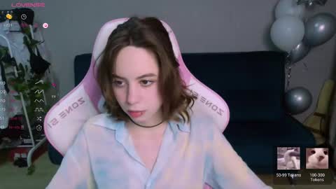 Snapshot of allie_hazie chatting on 02/16/25, 10:43 alice online show from 02/16/25, 10:43