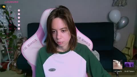 Snapshot of allie_hazie chatting on 03/06/25, 12:32 alice online show from 03/06/25, 12:32