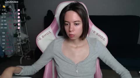 Snapshot of allie_hazie chatting on 10/03/25, 08:28 alice online show from 10/03/25, 08:28