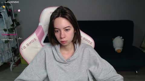 Snapshot of allie_hazie chatting on 12/04/25, 11:35 alice online show from 12/04/25, 11:35