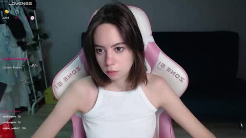 Snapshot of allie_hazie chatting on 02/11/26, 12:26 alice online show from 02/11/26, 12:26