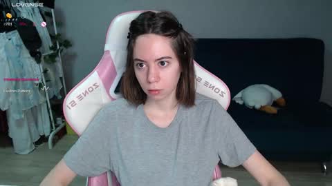 Snapshot of allie_hazie chatting on 02/22/26, 01:29 alice online show from 02/22/26, 01:29