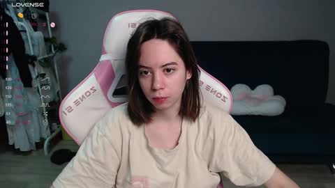 Snapshot of allie_hazie chatting on 03/21/26, 12:37 alice online show from 03/21/26, 12:37