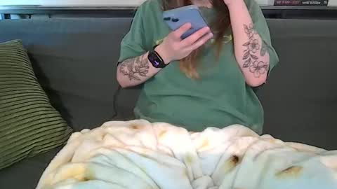 alliebearx online show from 05/01/26, 06:34