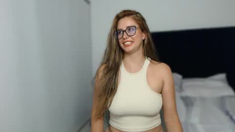 Snapshot of allieemod chatting on 02/06/25, 05:46 allieemod online show from 02/06/25, 05:46