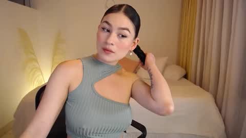 Snapshot of allierose_ chatting on 01/16/26, 02:21 Allie online show from 01/16/26, 02:21