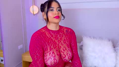 Snapshot of allinallen chatting on 11/16/25, 02:22 allinallen online show from 11/16/25, 02:22