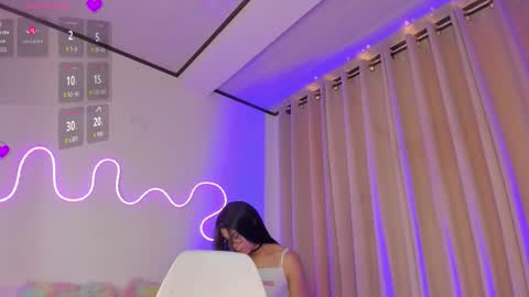 Snapshot of allison_alahia chatting on 03/04/26, 08:59 Allison online show from 03/04/26, 08:59