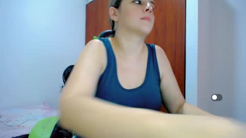 Snapshot of allison_baby_2416 chatting on 01/07/25, 07:49 Alisson online show from 01/07/25, 07:49