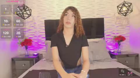 Snapshot of allison_parker1_ chatting on 06/17/26, 12:07 allison_parker1_ online show from 06/17/26, 12:07