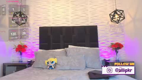 Snapshot of allison_parker1_ chatting on 06/21/26, 02:19 allison_parker1_ online show from 06/21/26, 02:19