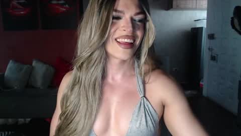 Snapshot of allisonfit chatting on 04/30/26, 12:55 Allison Victoria online show from 04/30/26, 12:55