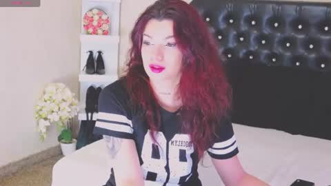 Snapshot of allisonn223 chatting on 06/21/26, 12:08 Deea online show from 06/21/26, 12:08