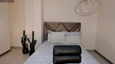 Allison Rogers online show from 09/16/25, 02:45