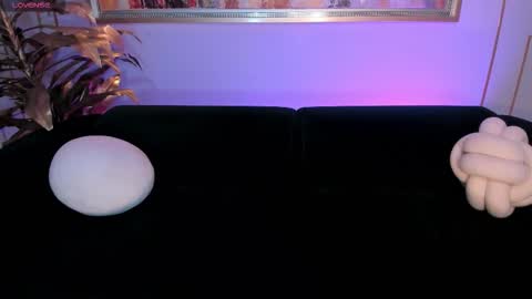 Allison Rogers online show from 10/17/25, 02:48