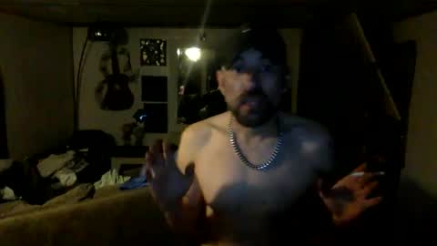 Snapshot of allitrunnin chatting on 01/06/26, 06:39 allitrunnin online show from 01/06/26, 06:39