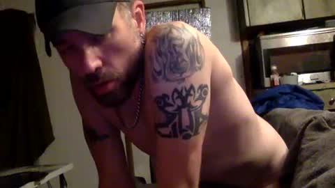 Snapshot of allitrunnin chatting on 02/15/26, 07:51 allitrunnin online show from 02/15/26, 07:51