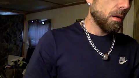 Snapshot of allitrunnin chatting on 02/28/26, 01:12 allitrunnin online show from 02/28/26, 01:12