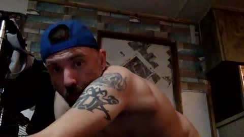 Snapshot of allitrunnin chatting on 03/15/26, 02:17 allitrunnin online show from 03/15/26, 02:17