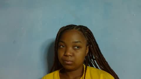 Snapshot of allizida01 chatting on 11/19/25, 07:41 allizida01 online show from 11/19/25, 07:41