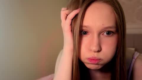 Snapshot of alllura chatting on 03/05/26, 01:34 Axi online show from 03/05/26, 01:34