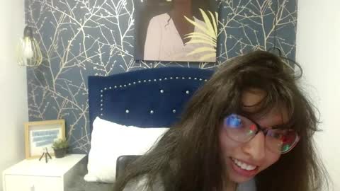 Snapshot of alllyson_ chatting on 05/29/26, 08:07 alison online show from 05/29/26, 08:07