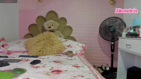 allondra online show from 11/12/25, 06:52