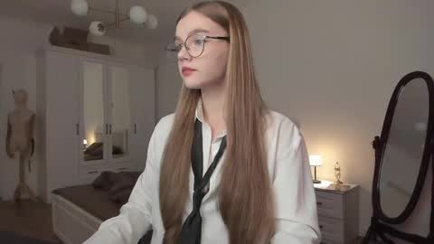 Snapshot of allotropp chatting on 03/07/25, 06:11 ALOTROPP NOT BABY online show from 03/07/25, 06:11