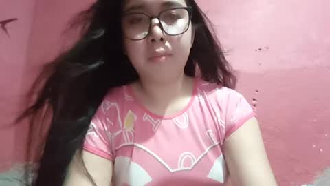 Snapshot of alluring_alicia chatting on 04/26/26, 11:52 Miss Alicia online show from 04/26/26, 11:52