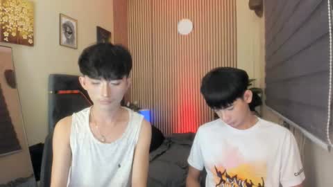 Snapshot of alluring_alpha chatting on 11/24/25, 03:56 kim and josh online show from 11/24/25, 03:56