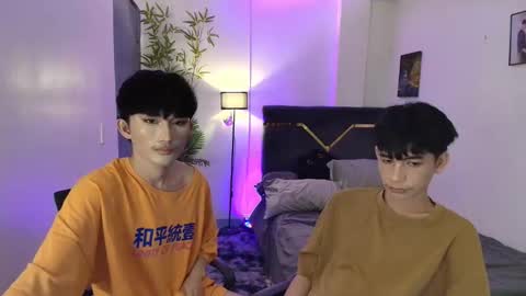 Snapshot of alluring_alpha chatting on 01/31/26, 07:11 kim and josh online show from 01/31/26, 07:11