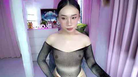 mj online show from 06/18/26, 01:06