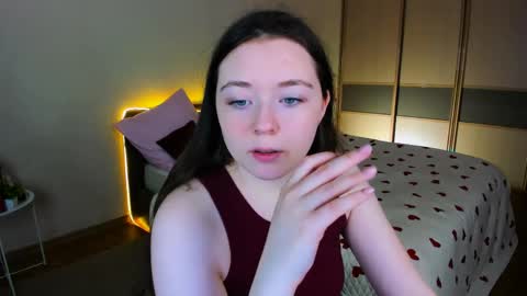 alluringeyess online show from 05/01/26, 12:43