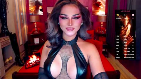 Natalya Fox online show from 04/23/26, 08:46