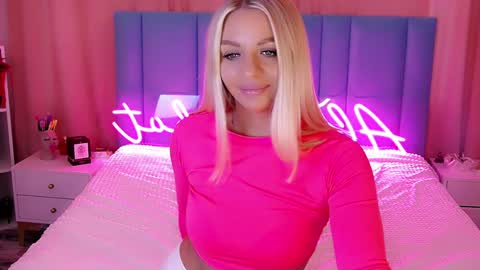 AlwaysHot online show from 12/22/24, 03:00