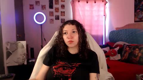 Snapshot of ally_donfort chatting on 02/12/26, 08:59 Ally online show from 02/12/26, 08:59