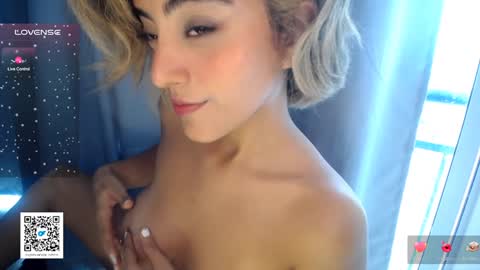 Snapshot of ally_summer chatting on 01/08/25, 05:48 ally_summer online show from 01/08/25, 05:48