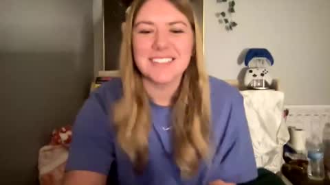 Snapshot of allyanalangel chatting on 12/16/24, 04:02 allyanalangel online show from 12/16/24, 04:02