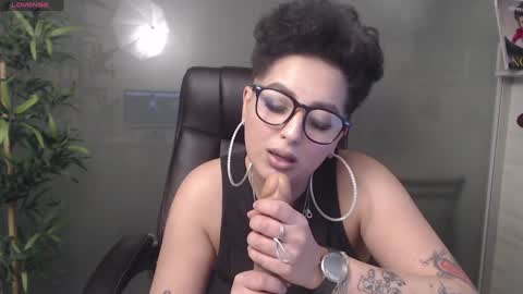         online show from 01/03/25, 10:29