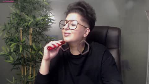         online show from 01/25/25, 10:39