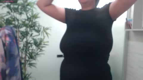         online show from 09/29/25, 03:39