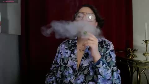         online show from 11/06/25, 06:20