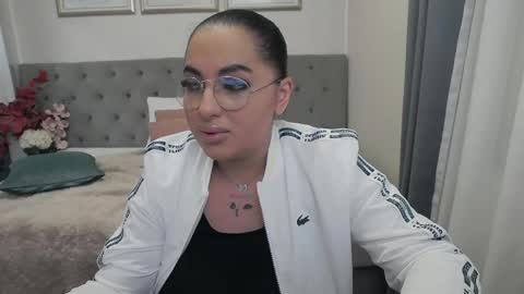         online show from 05/10/26, 02:11