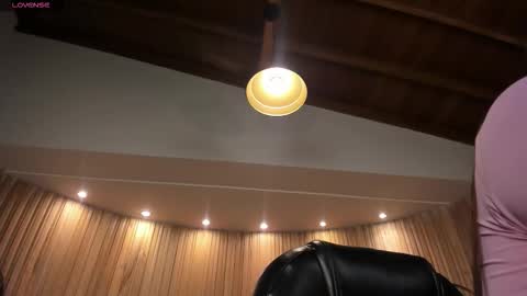 Alisson online show from 02/25/26, 10:25