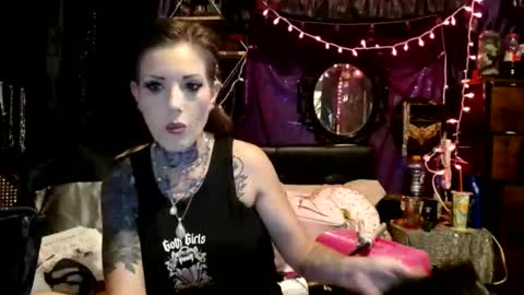allymoon1369 online show from 06/08/26, 10:54